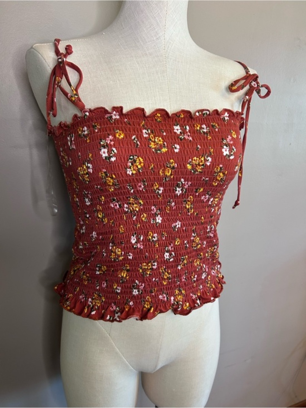 Polly & Esther Rust Red Floral Smocked Tie-Shoulder Crop Top